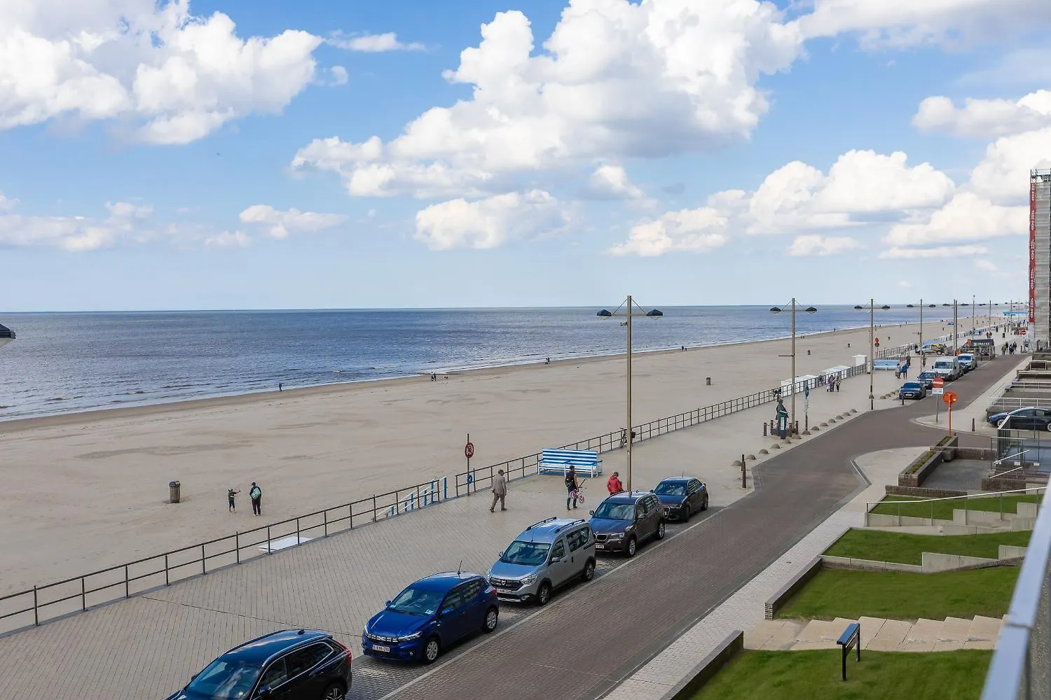 Studio Met Frontaal Zeezicht Middelkerke Apartment